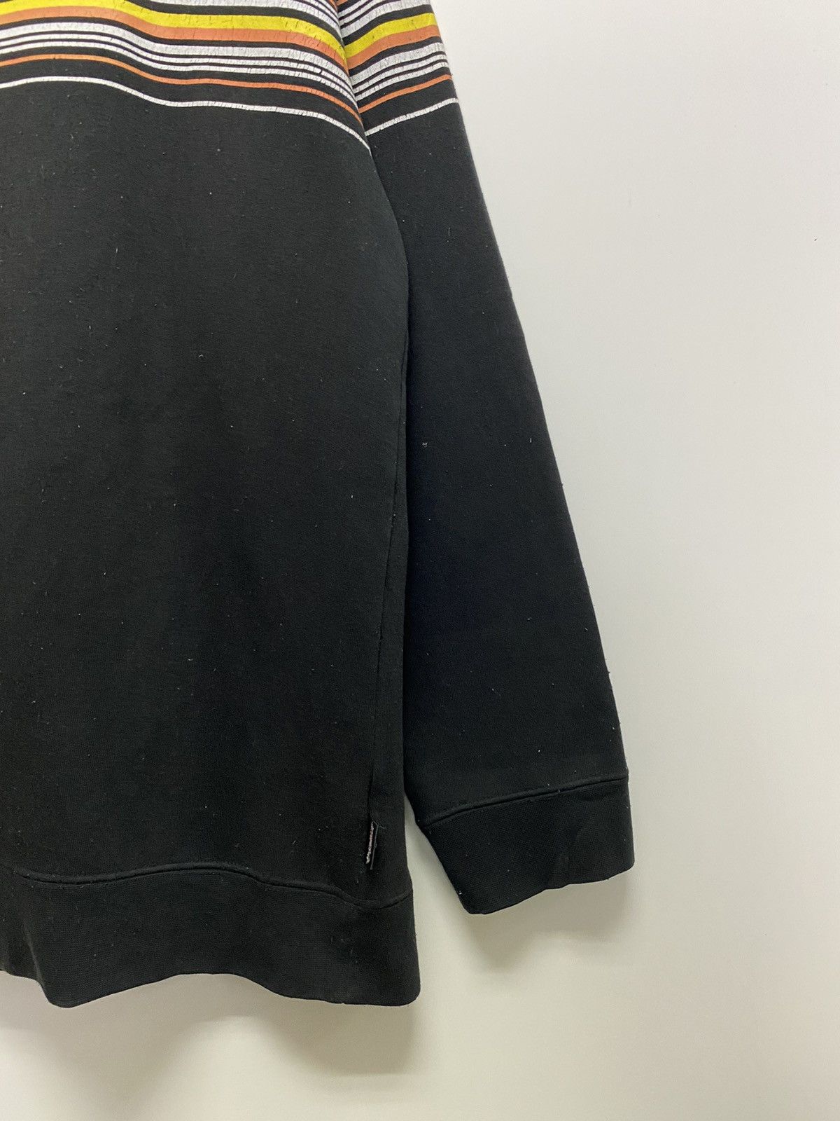 Vintage Vintage 90s NEV Sweatshirt Size US L / EU 52-54 / 3 - 7 Thumbnail