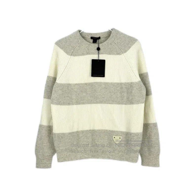 Louis Vuitton Louis Vuitton Grey and white wide striped leather label sw Size US S / EU 44-46 / 1 - 1 Thumbnail