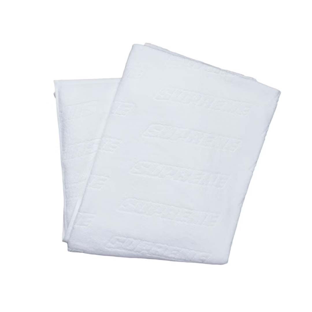 Supreme Debossed Logo Beach Towel White Size ONE SIZE - 1 Preview