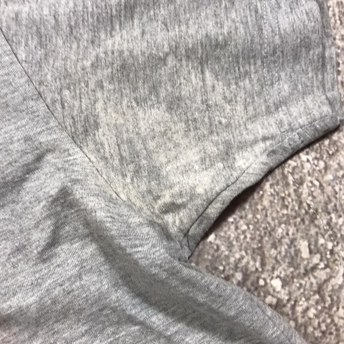 Vintage Vintage 90s Sun Faded Graphic Tee Grunge Streetwear Baggy M Size US M / EU 48-50 / 2 - 5 Thumbnail