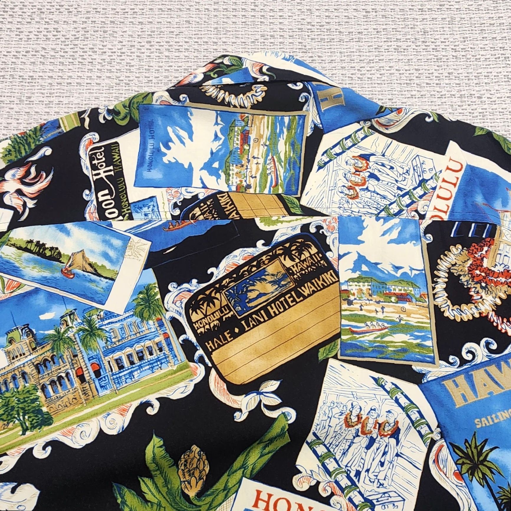 Vintage VINTAGE Kahala Shirt Mens Black Hawaiian Aloha Camp Collar Rayon Scenic Print Short Sleeve Button-Up Size US M / EU 48-50 / 2 - 7 Thumbnail