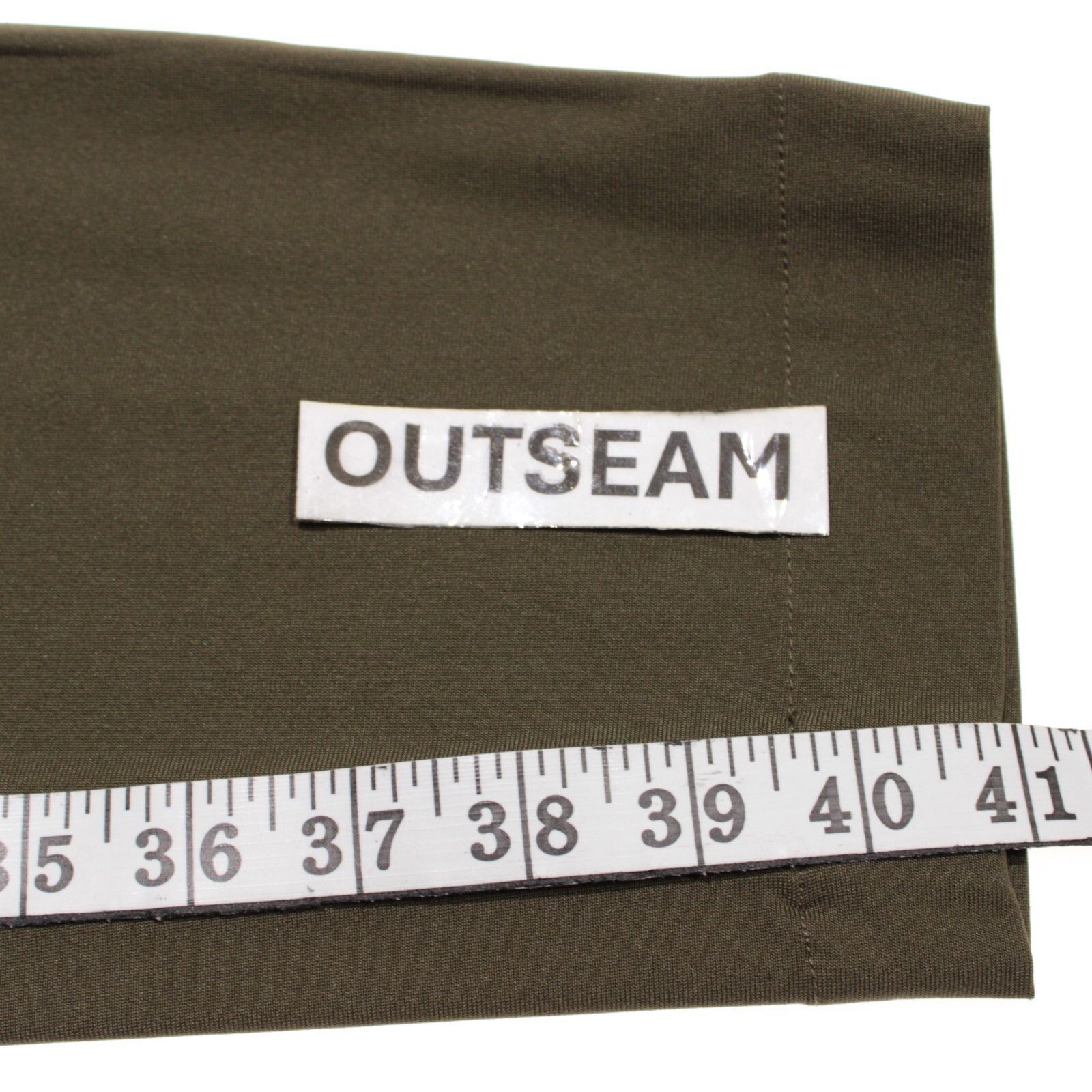 C.P. Company C.P. Company New with tags Chino Size 32 US In Green Size US 32 / EU 48 - 5 Thumbnail
