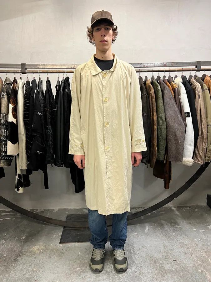 Giorgio Armani 1990s Giorgio Armani Beige Trench Coat Size US L / EU 52-54 / 3 - 3 Thumbnail