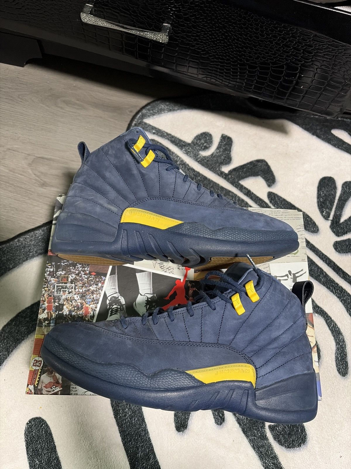 Jordan Brand Jordan 12 Michigan Size US 12 / EU 45 - 1 Thumbnail