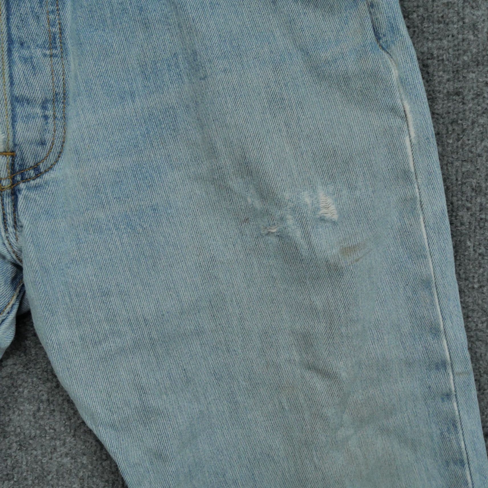 Levi's VINTAGE Levi's 501 Jeans Mens 34x34 Blue Distressed Grunge Button Fly Classic Straight Pants 90s Mens Size US 34 / EU 50 - 4 Thumbnail