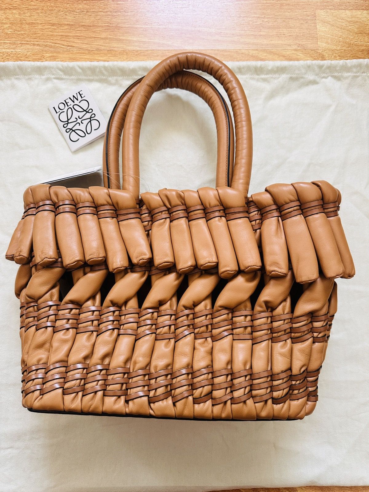 Loewe Small Tubular Basket in nappa lambskin Size ONE SIZE - 5 Thumbnail