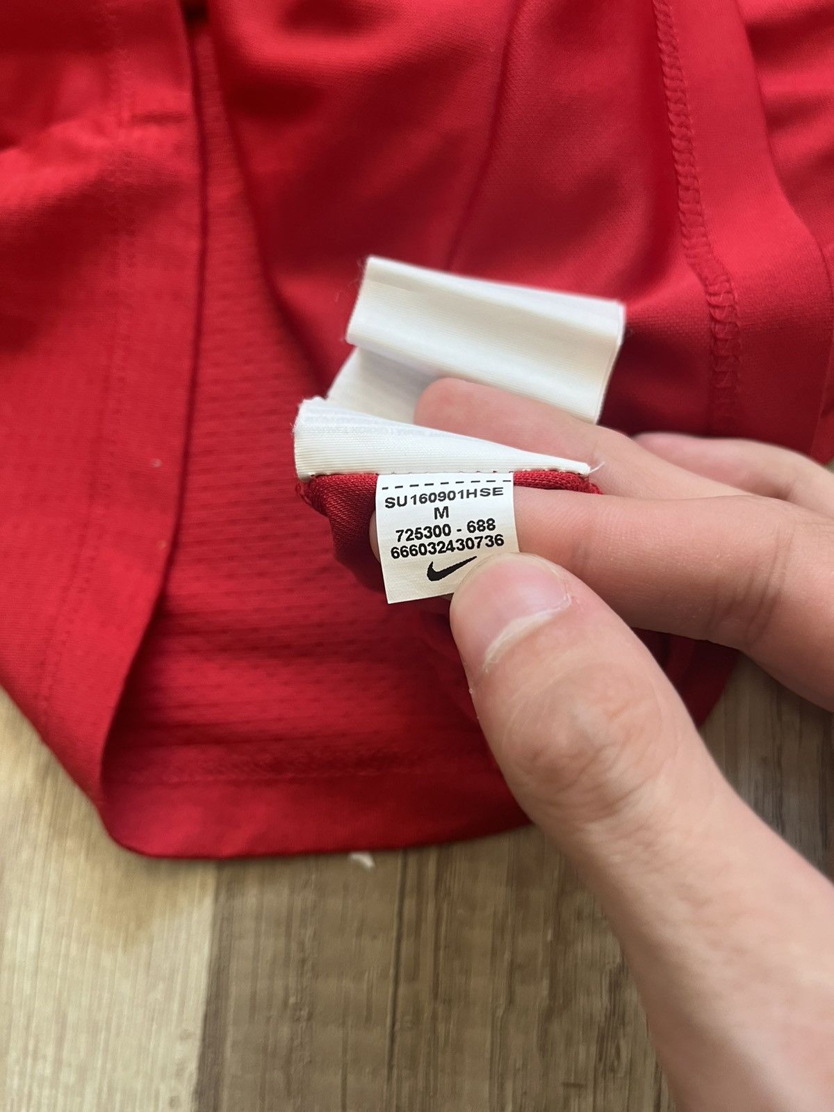 Nike ENGLAND 2016 2017 TRAINING SOCCER JERSEY NIKE Size US M / EU 48-50 / 2 - 8 Thumbnail