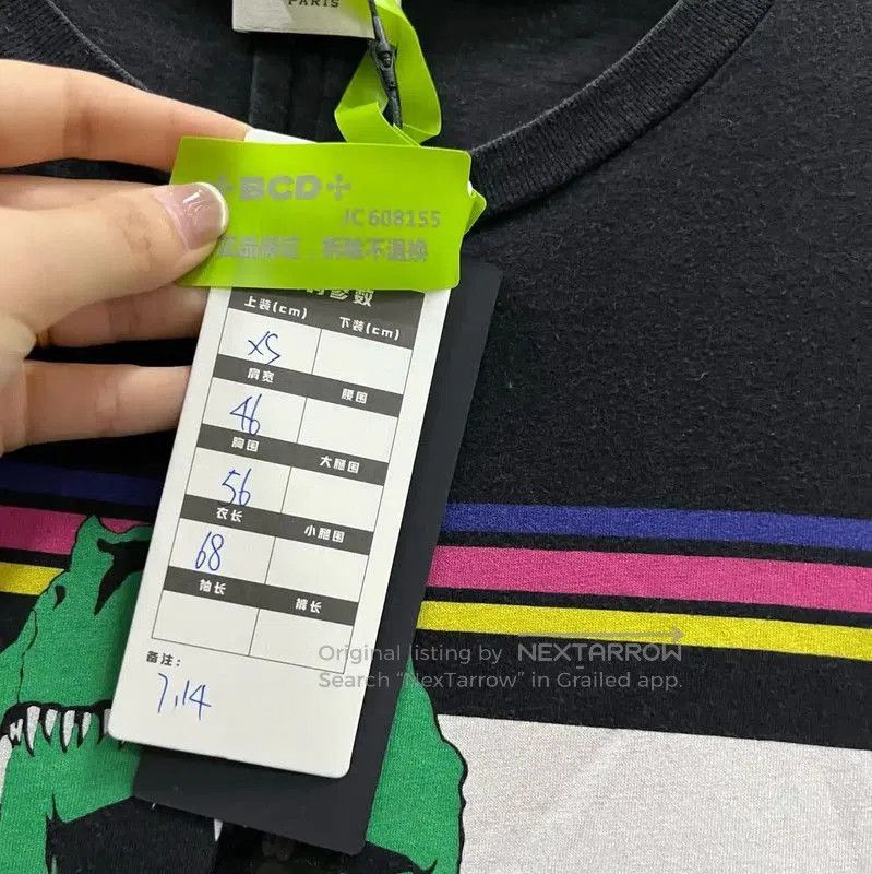 Yves Saint Laurent YSL Women's Black Short Sleeve T-Shirt . Size XS / US 0-2 / IT 36-38 - 5 Thumbnail