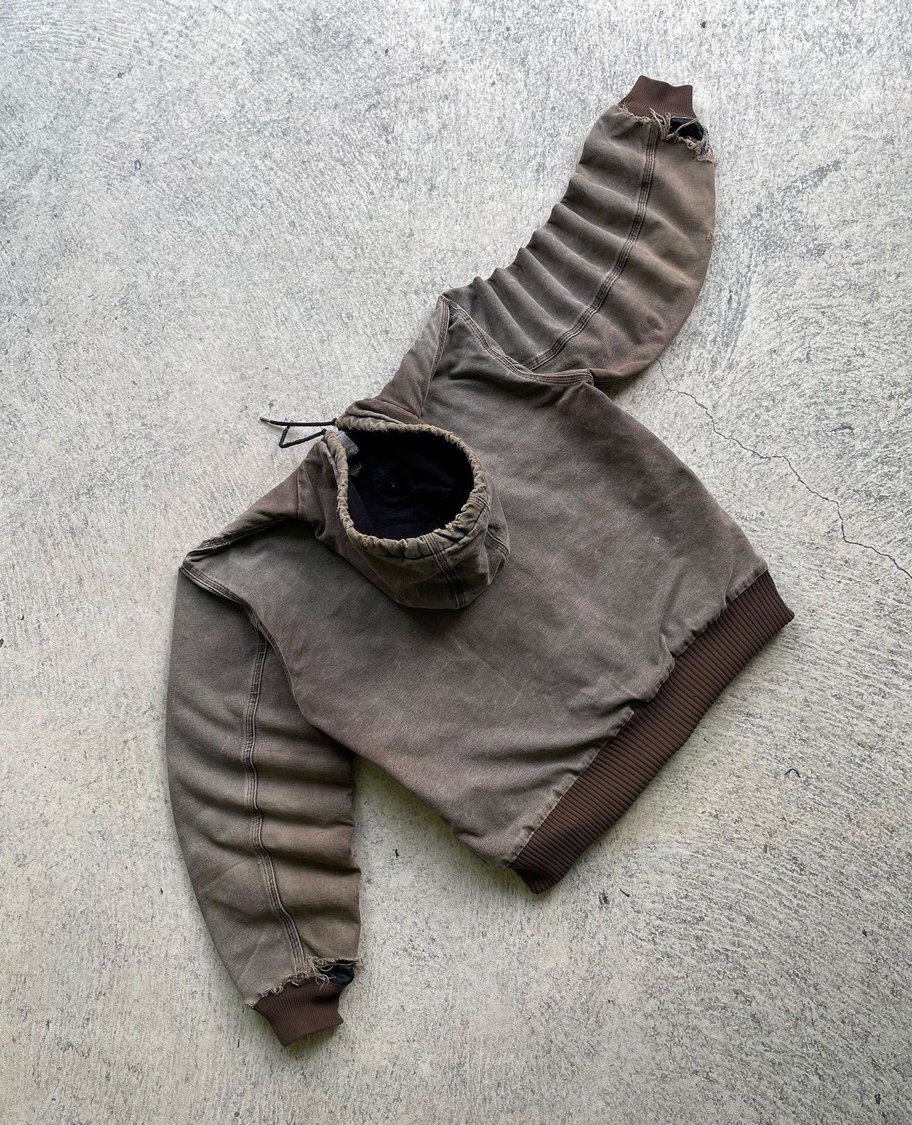 Carhartt 2000's Crazy Distressed Chesnut Brown Carhartt Active Size US L / EU 52-54 / 3 - 5 Thumbnail