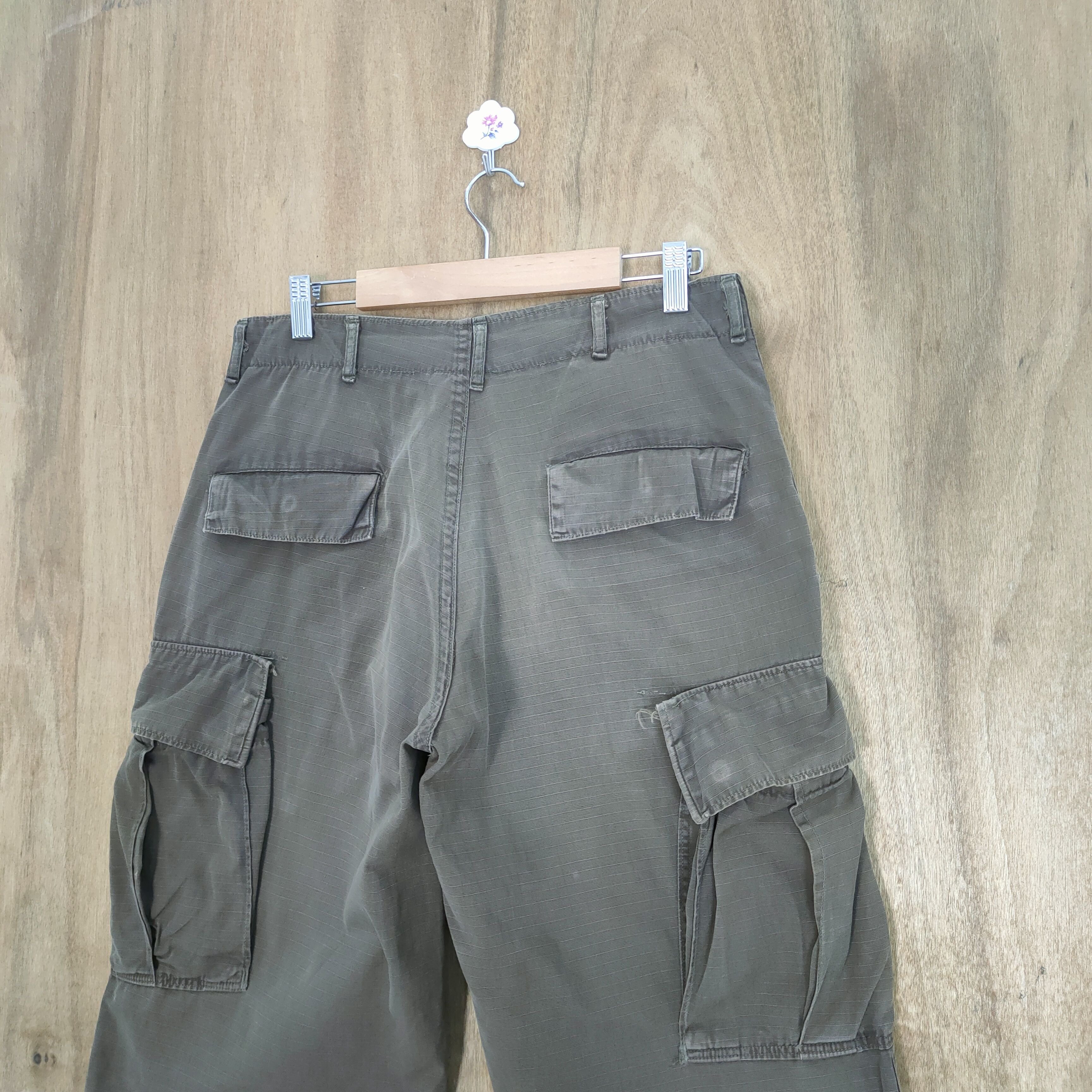 Japanese Brand VINTAGE MILITARY BROWN FADED CARGO PANTS Size US 30 / EU 46 - 10 Thumbnail