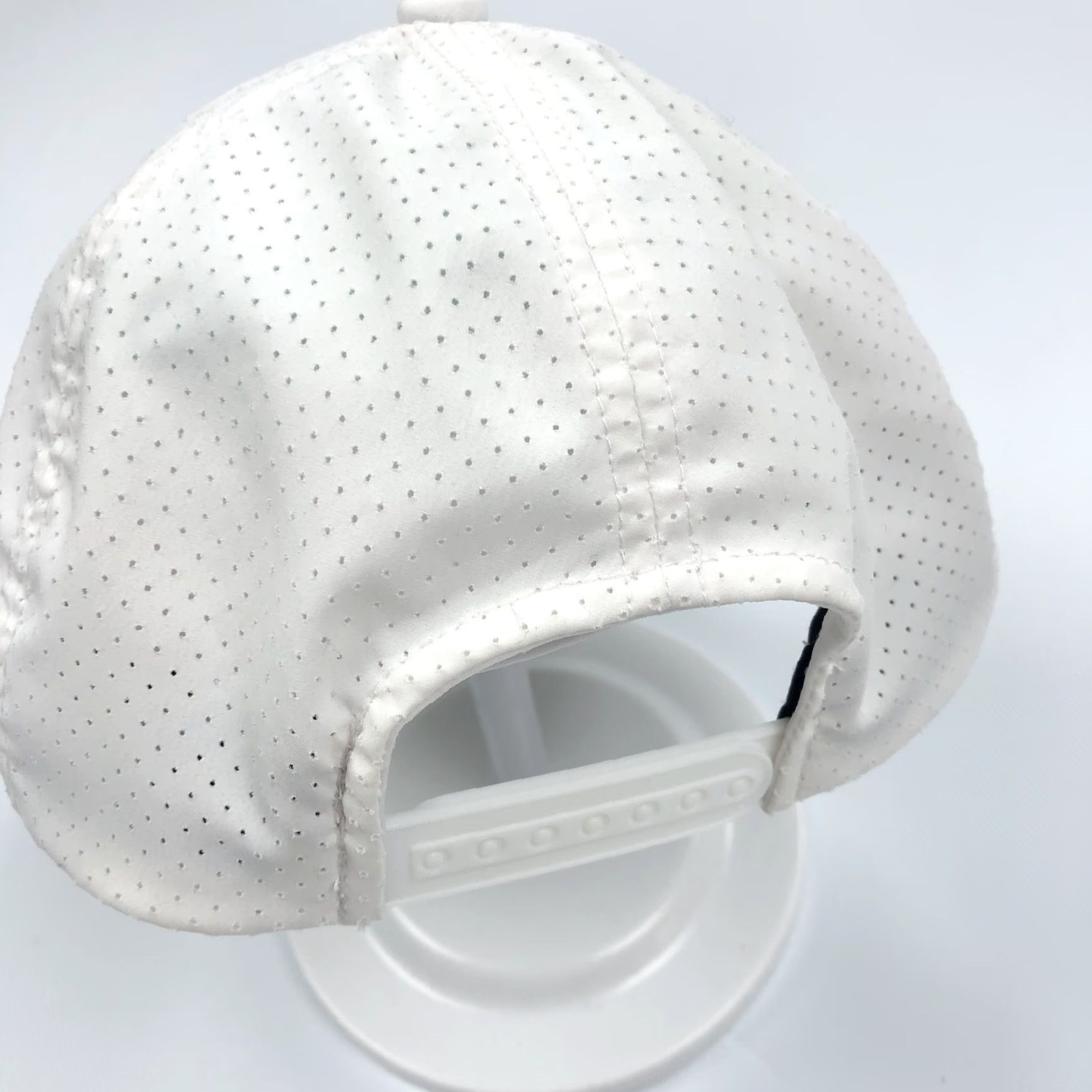 Vintage BALD HEAD BLUES White Hat Golf Cart Surfboard Performance Snapback Cap Unisex Adults One Size Fits All Size ONE SIZE - 3 Thumbnail