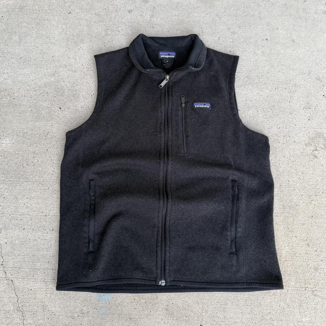 Balck Patagonia fleece gilet with full zip