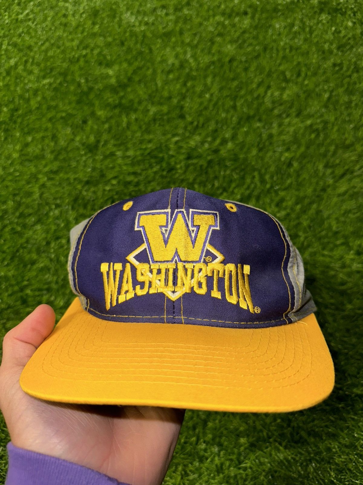 Vintage Vintage Washington Huskies University Adjustable Hat Size ONE SIZE - 2 Thumbnail
