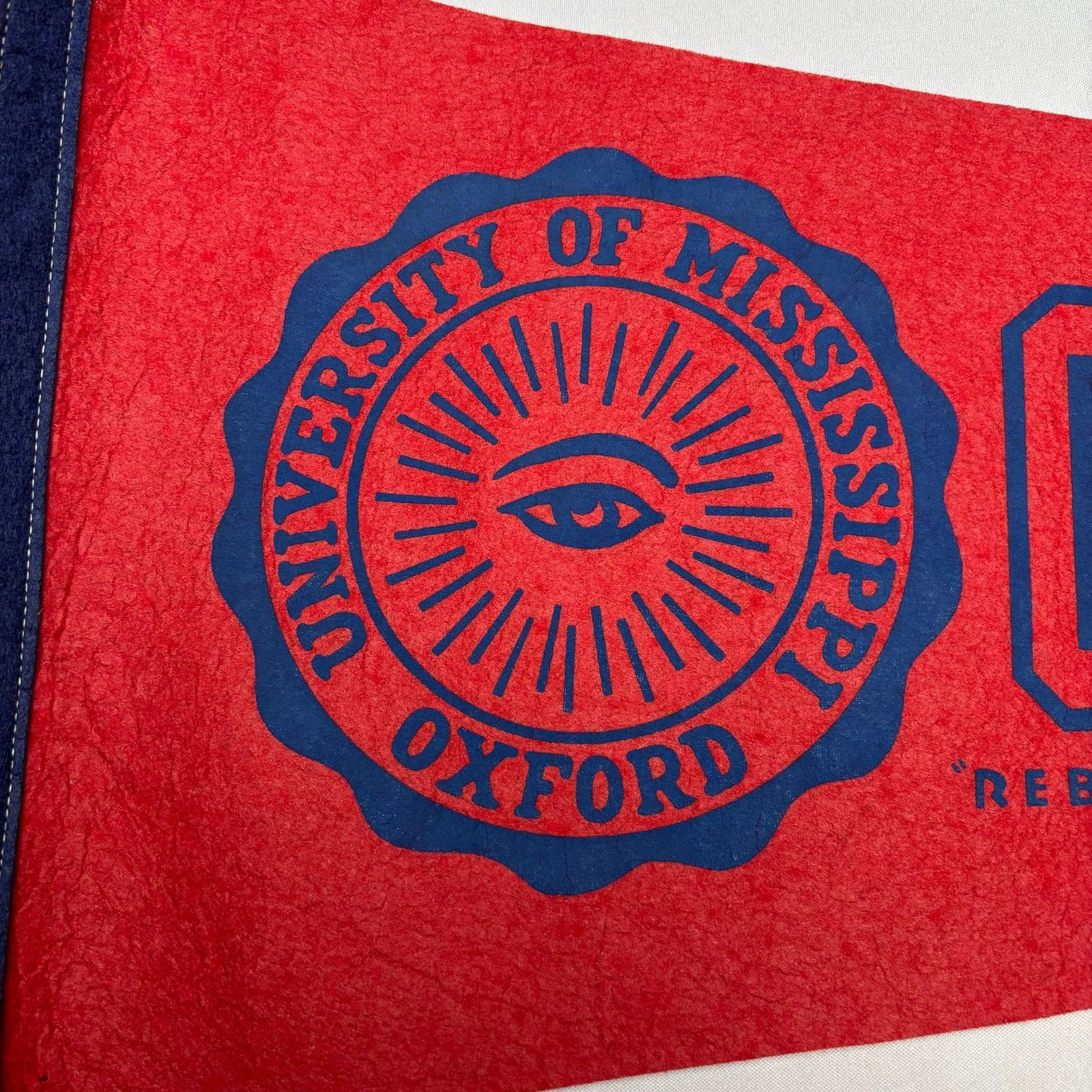 Vintage VTG University Mississippi Ole Miss Rebels Felt Pennant 50s Size ONE SIZE - 2 Thumbnail