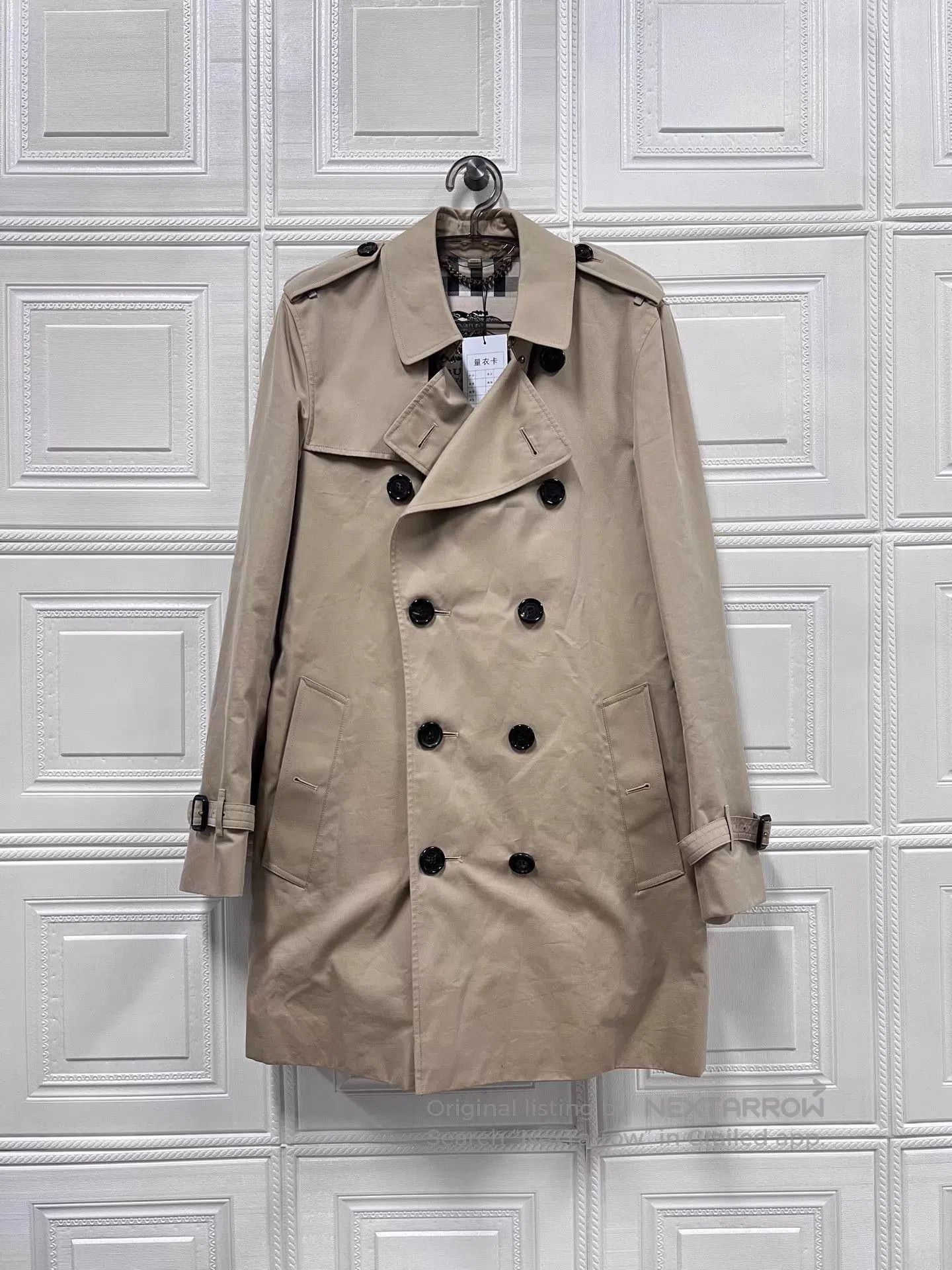 Burberry Beige Double-Breasted Trench Coat Size S. Size US S / EU 44-46 / 1 - 1 Thumbnail