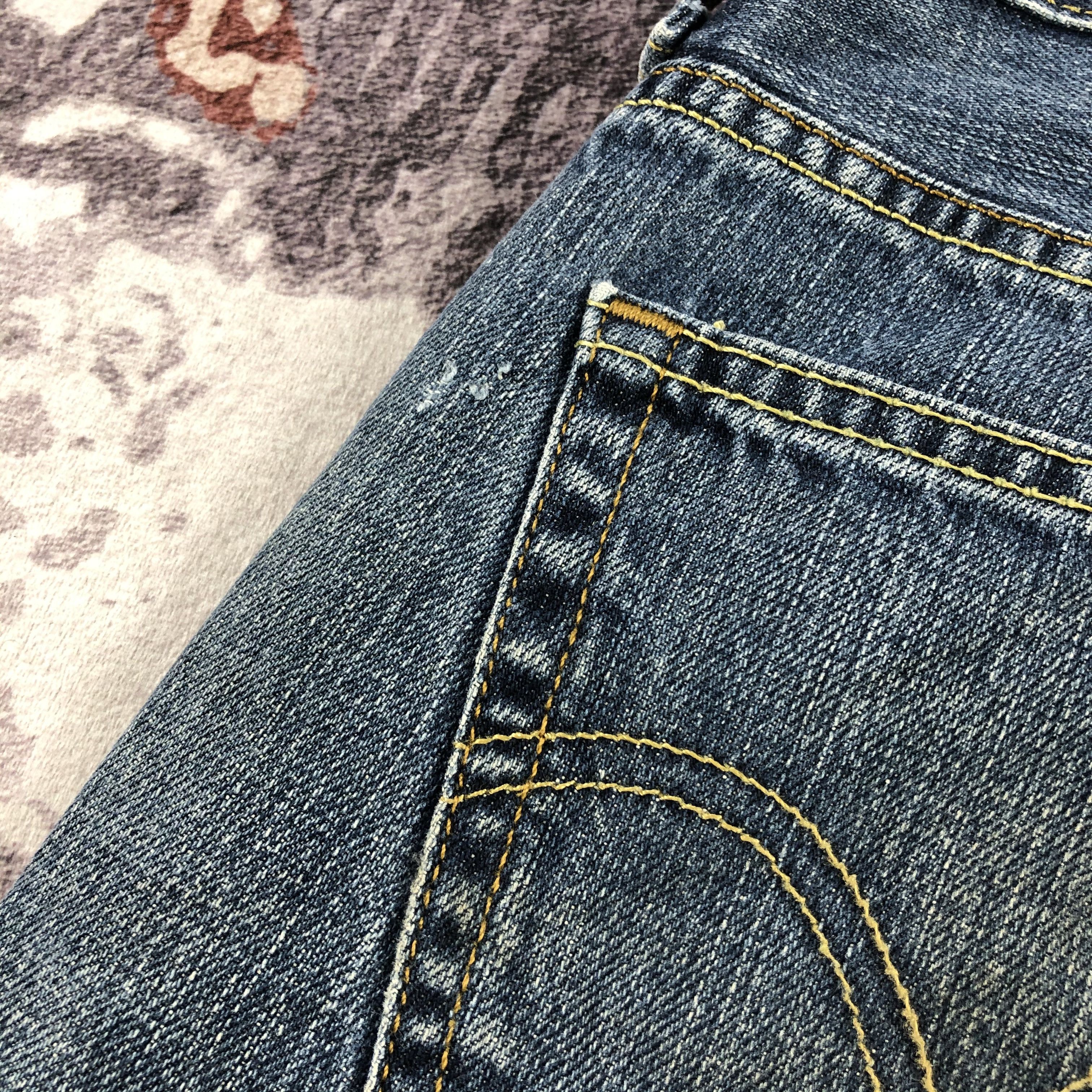 Levi's × Vintage Vintage Blue Wash Levis 569 Jeans-JM2628 Size US 33 - 6 Thumbnail