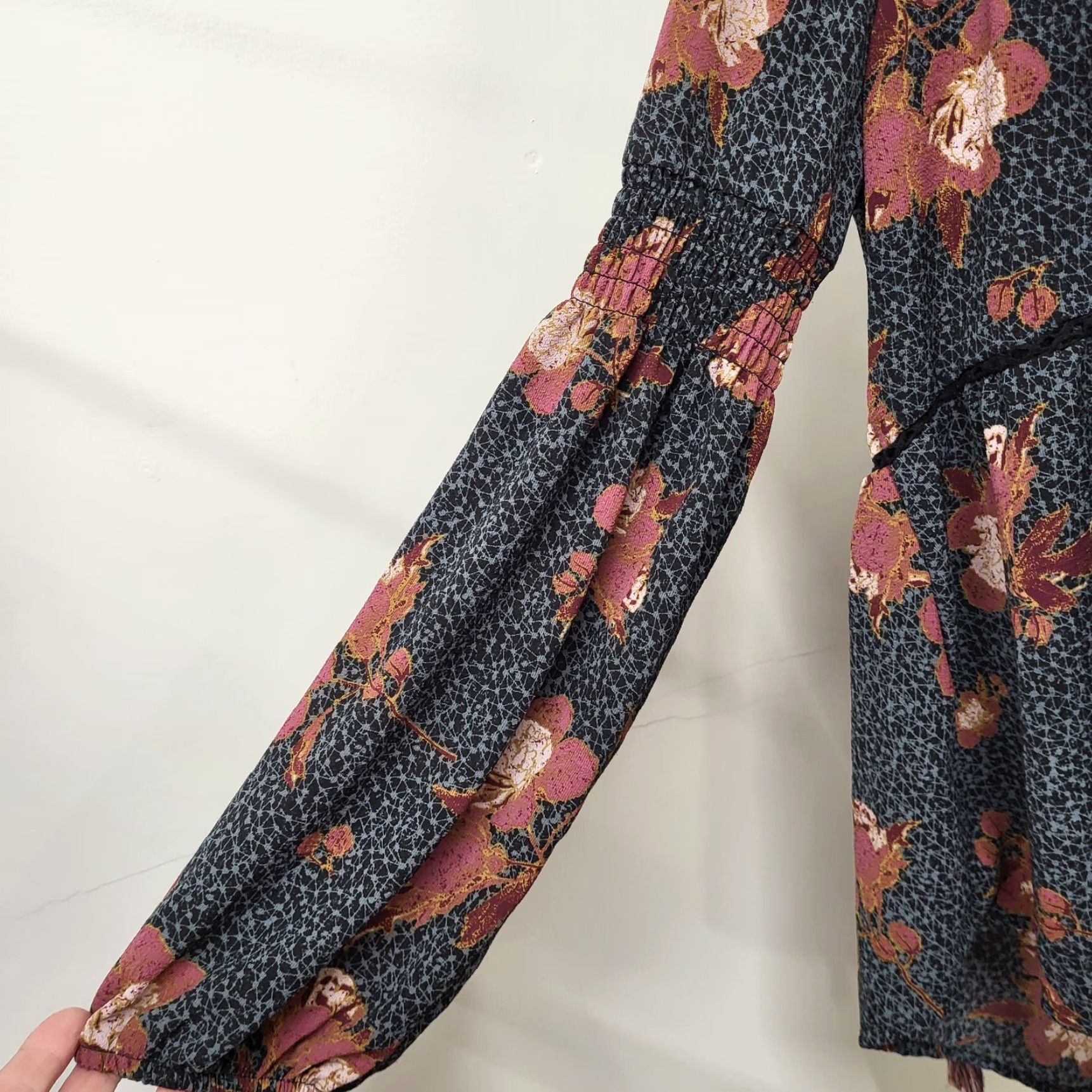 Vintage Knox Rose Shirt Women’s XXL Liberty Floral Black Pheasant Boho Tassel Witchy Top Size XXL / US 16-18 / IT 52-54 - 4 Thumbnail