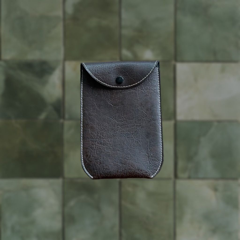 Vintage VINTAGE Brown Faux Leather Business Card Case Unisex Small Flap Pocket Protector Size ONE SIZE - 1 Thumbnail