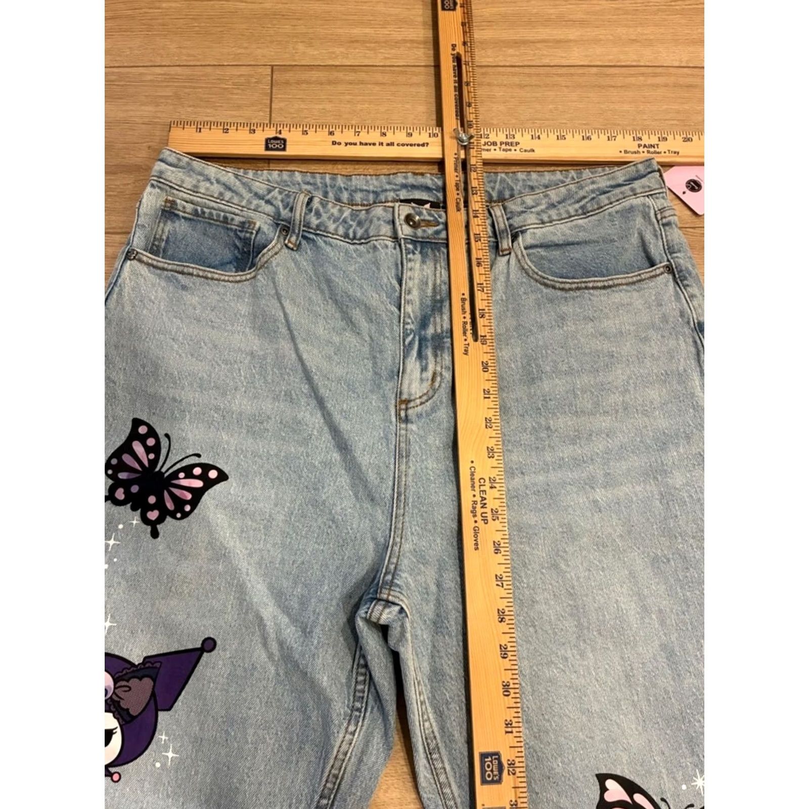 Vintage NWT Hello Kitty x Hot Topic Sanrio Mom Jeans Butterfly Garden 19/2X Women Jeans NWT Sanrio Butterfly Garden 19/2X Women Jeans Size 40" / US 18 - 4 Thumbnail