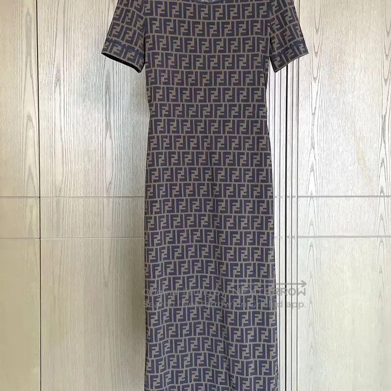 Fendi Fendi Brown Printed Short Sleeve Midi Dress . Size M / US 6-8 / IT 42-44 - 3 Thumbnail