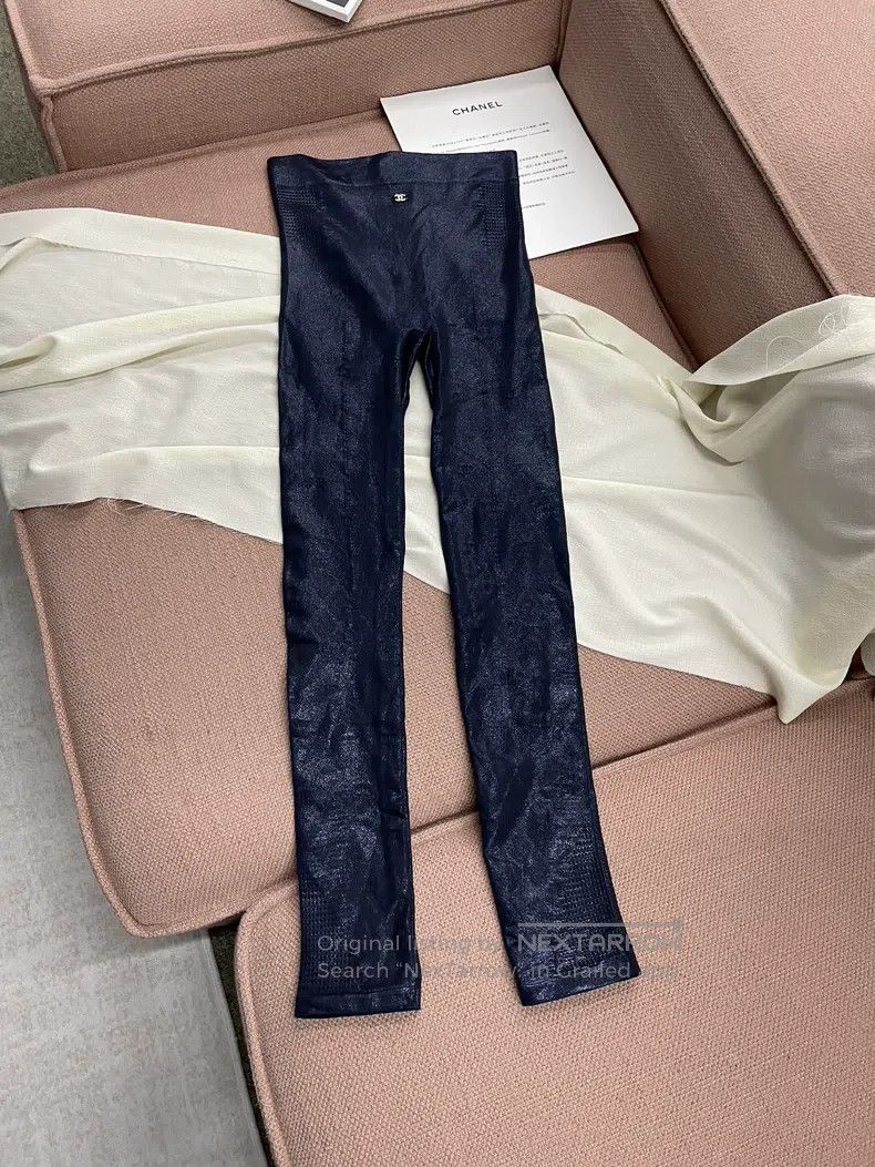Chanel Chanel Size M 22N Ski Series Dark Pattern Legging Leggings Size 42" / US 20 - 4 Thumbnail