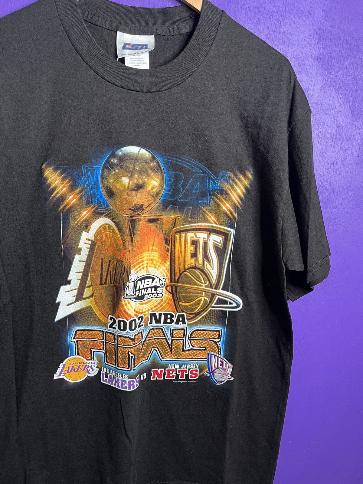 NBA × Vintage Vintage 2002 Lakers vs Nets NBA finals t-shirt Size US L / EU 52-54 / 3 - 3 Thumbnail
