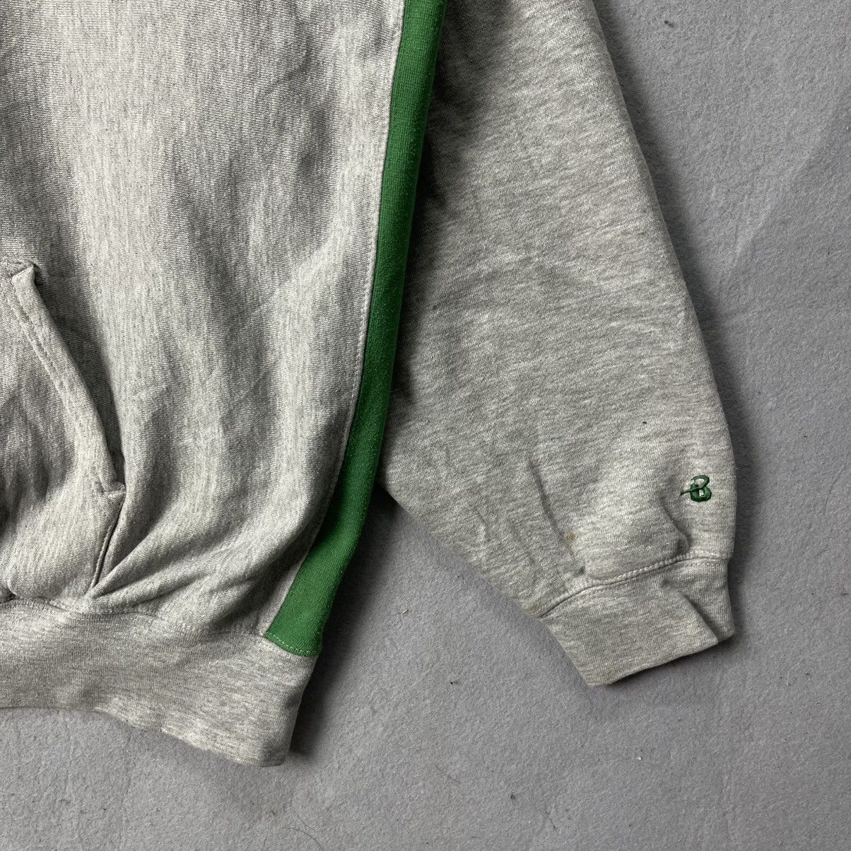Vintage 2000s Badger Sport “Molly’s Pub Kegs & Legs Softball” Hoodie Size US XXL / EU 58 / 5 - 4 Thumbnail