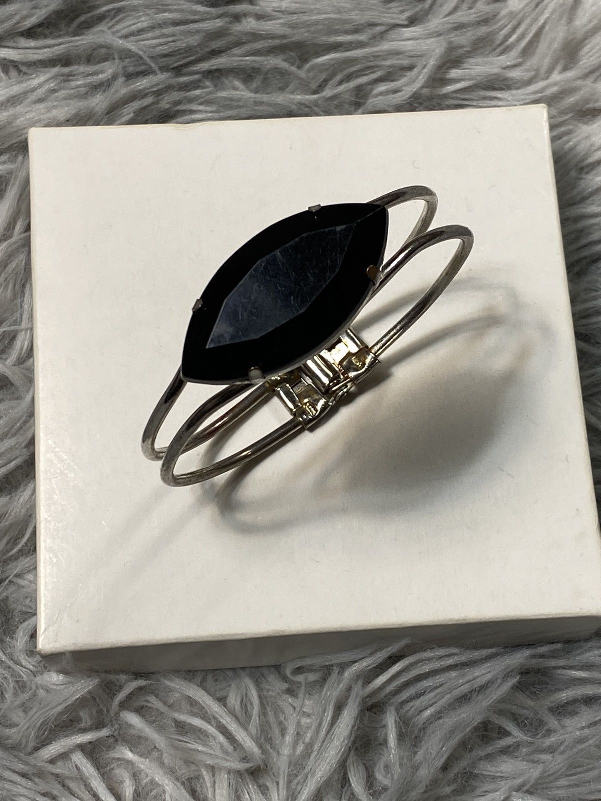 Vintage Vintage Silver Cuff Bracelet with Black Stone Accent Size ONE SIZE - 4 Thumbnail
