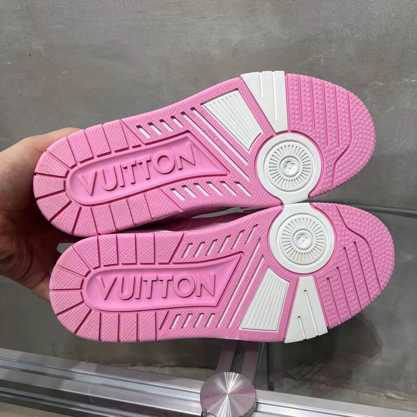Louis Vuitton LV Trainer white pink denim BNIB, tried UK3.5/37.5 Size US 7 / IT 37 - 7 Thumbnail