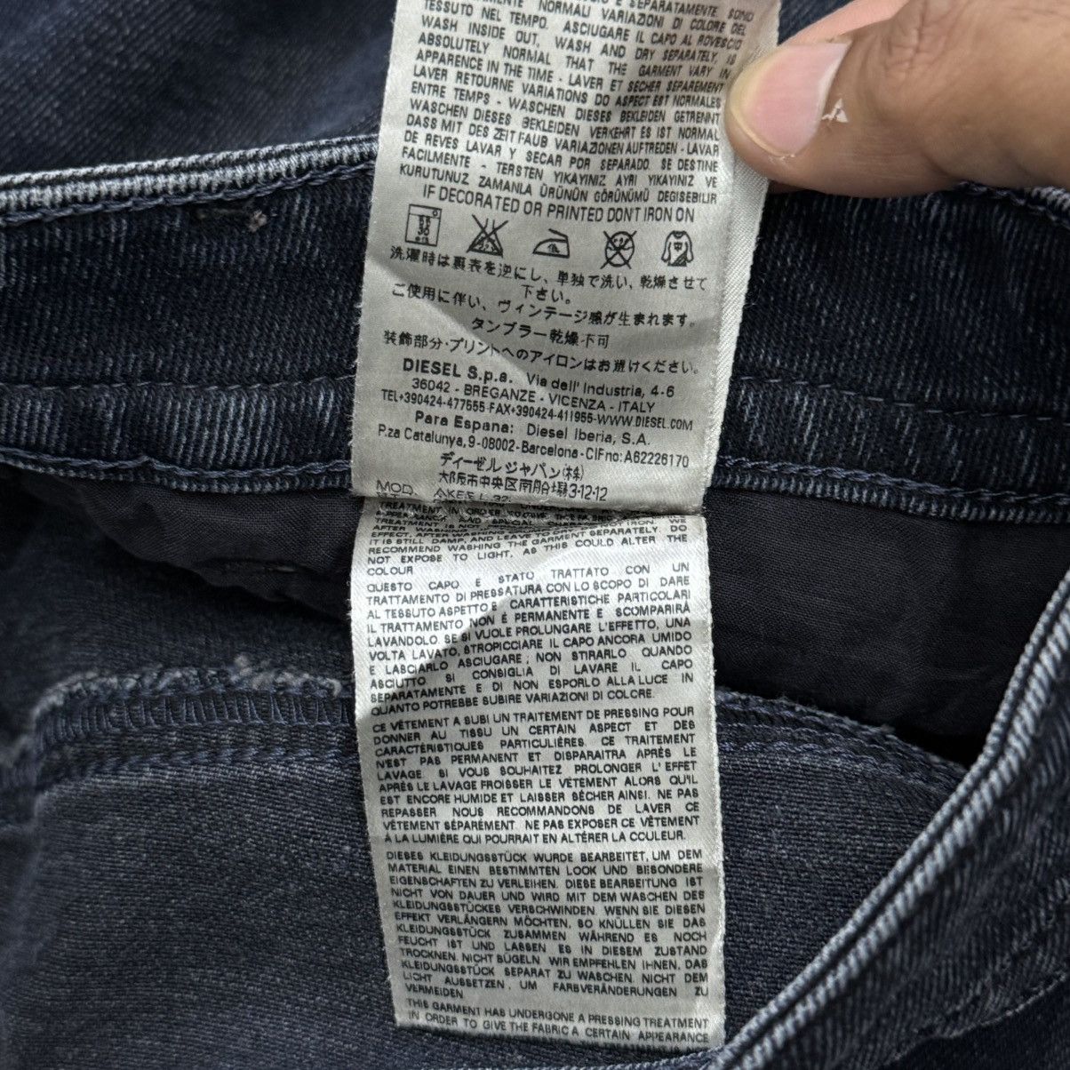 Diesel Diesel Akee Whisker Buttonfly Distressed Royal Indigo Denim Size US 34 / EU 50 - 23 Thumbnail