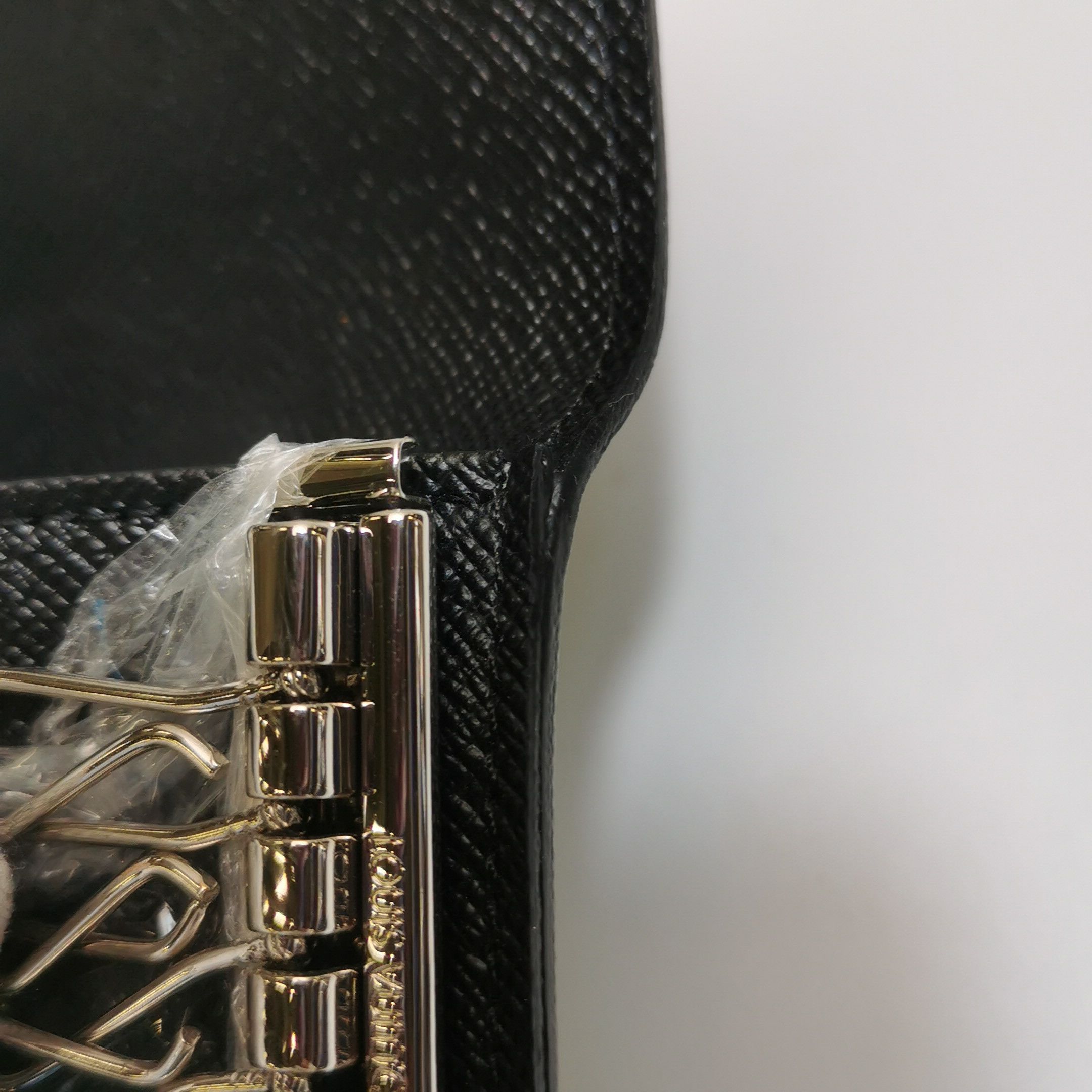 Louis Vuitton Louis Vuitton (LV) checkerboard logo snap button key bag -y Size ONE SIZE - 9 Thumbnail