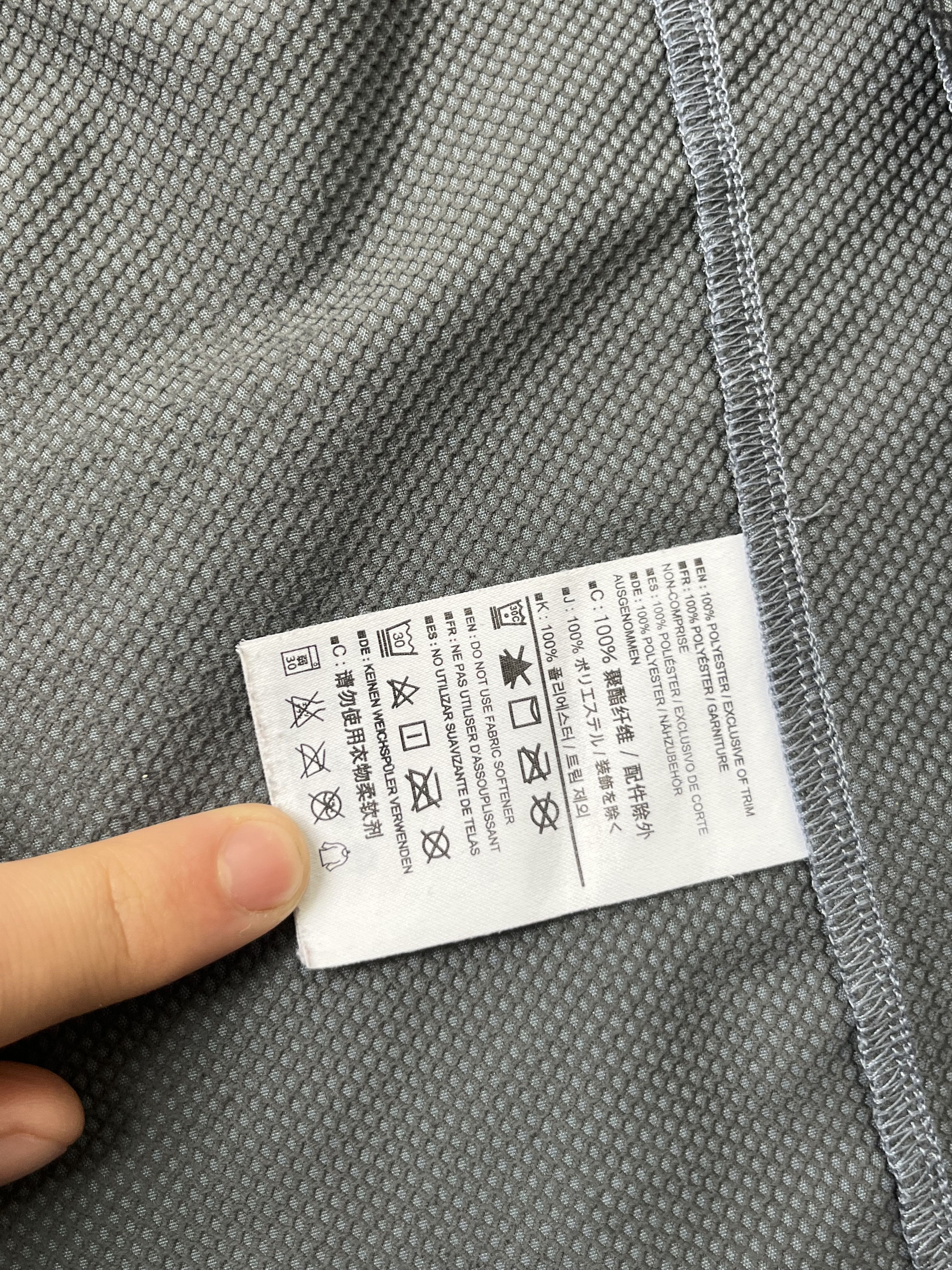 Arc'teryx Vintage Arc’teryx Light Jacket Reflective Size US M / EU 48-50 / 2 - 15 Thumbnail