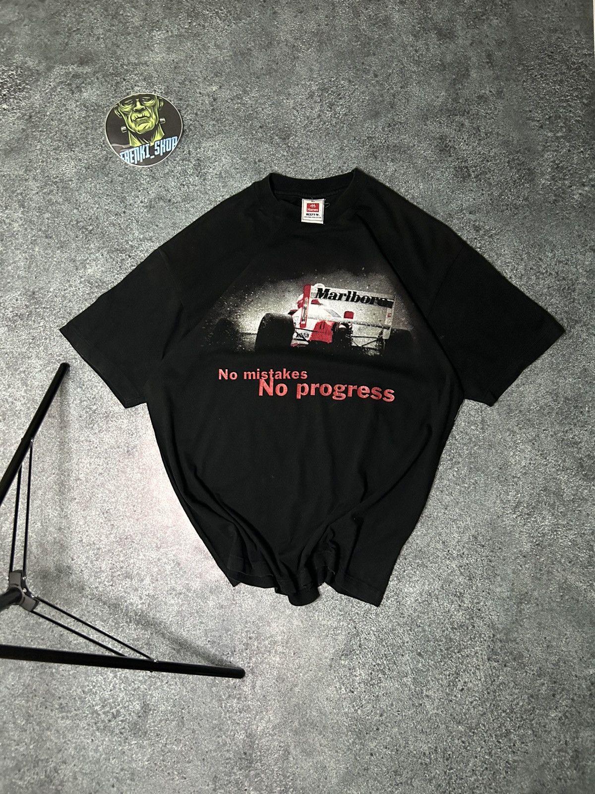 Marlboro × Vintage Marlboro T-shirt with a beautiful print Size US XL / EU 56 / 4 - 1 Thumbnail