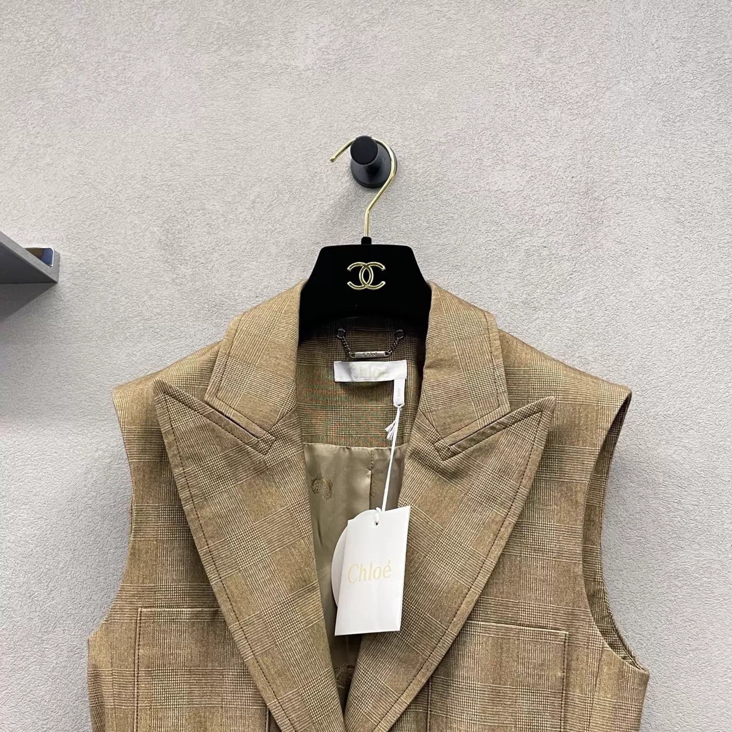 Chloe Chloe khaki sleeveless short jacket vintage fitted Size XS / US 0-2 / IT 36-38 - 4 Thumbnail