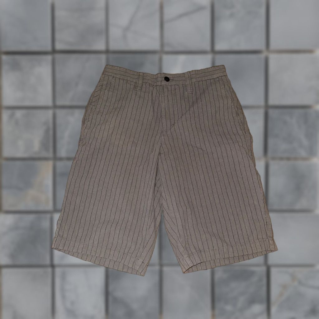 Vintage VINTAGE Hawk Skateboarding Stripped Chino Shorts Grey Size 30 Men Grays Size US 30 / EU 46 - 1 Thumbnail