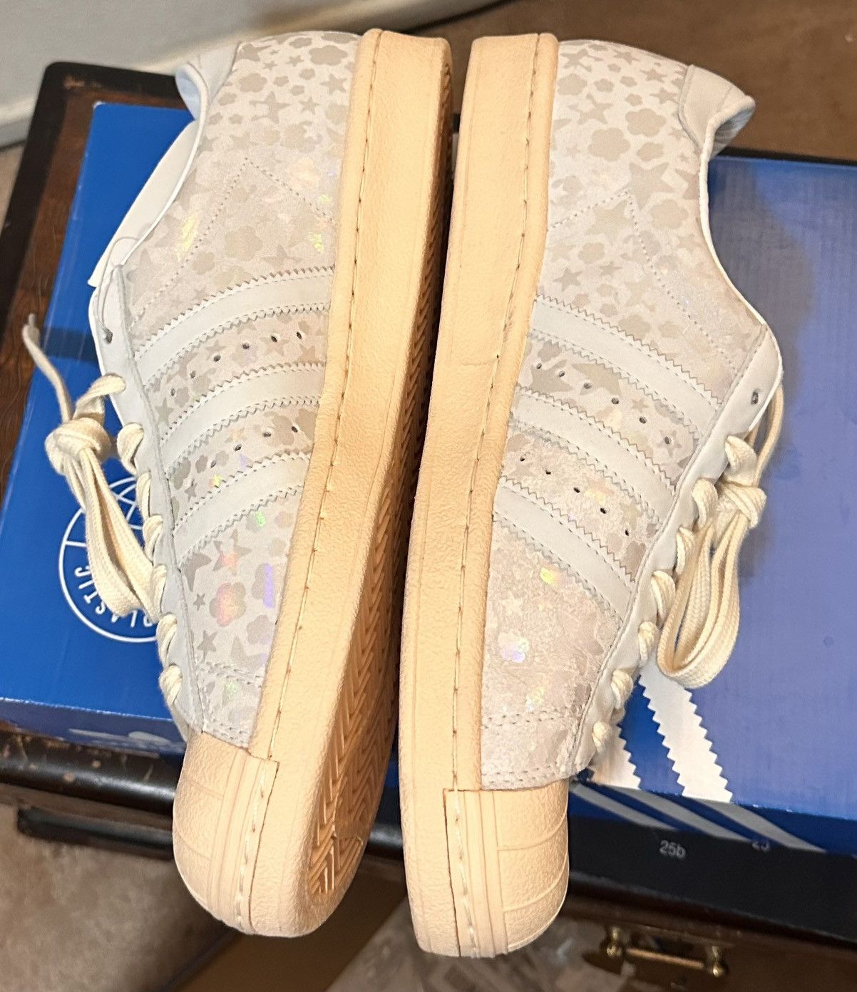 Adidas Adidas Superstar Vintage - White/Metallic Gold Size US 9.5 / EU 42-43 - 6 Thumbnail