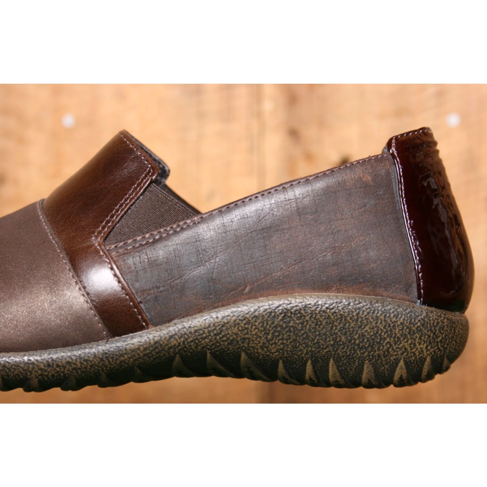 Vintage NAOT Miro Brown Leather Slip-On Loafers Womens US 7 EUR 38 Casual Slip On Neat Shoes Size US 7 / IT 37 - 7 Thumbnail