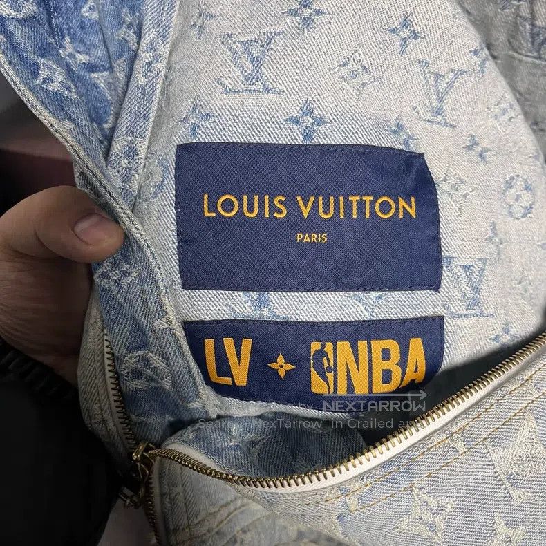Louis Vuitton Louis Vuitton NBA full print denim jacket Size US S / EU 44-46 / 1 - 3 Thumbnail