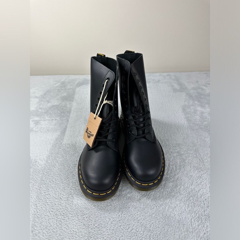 Dr. Martens Dr Martens NWT 1490 Smooth Black Leather Mid Calf Boots 4 U Size US 6 / IT 36 - 5 Thumbnail