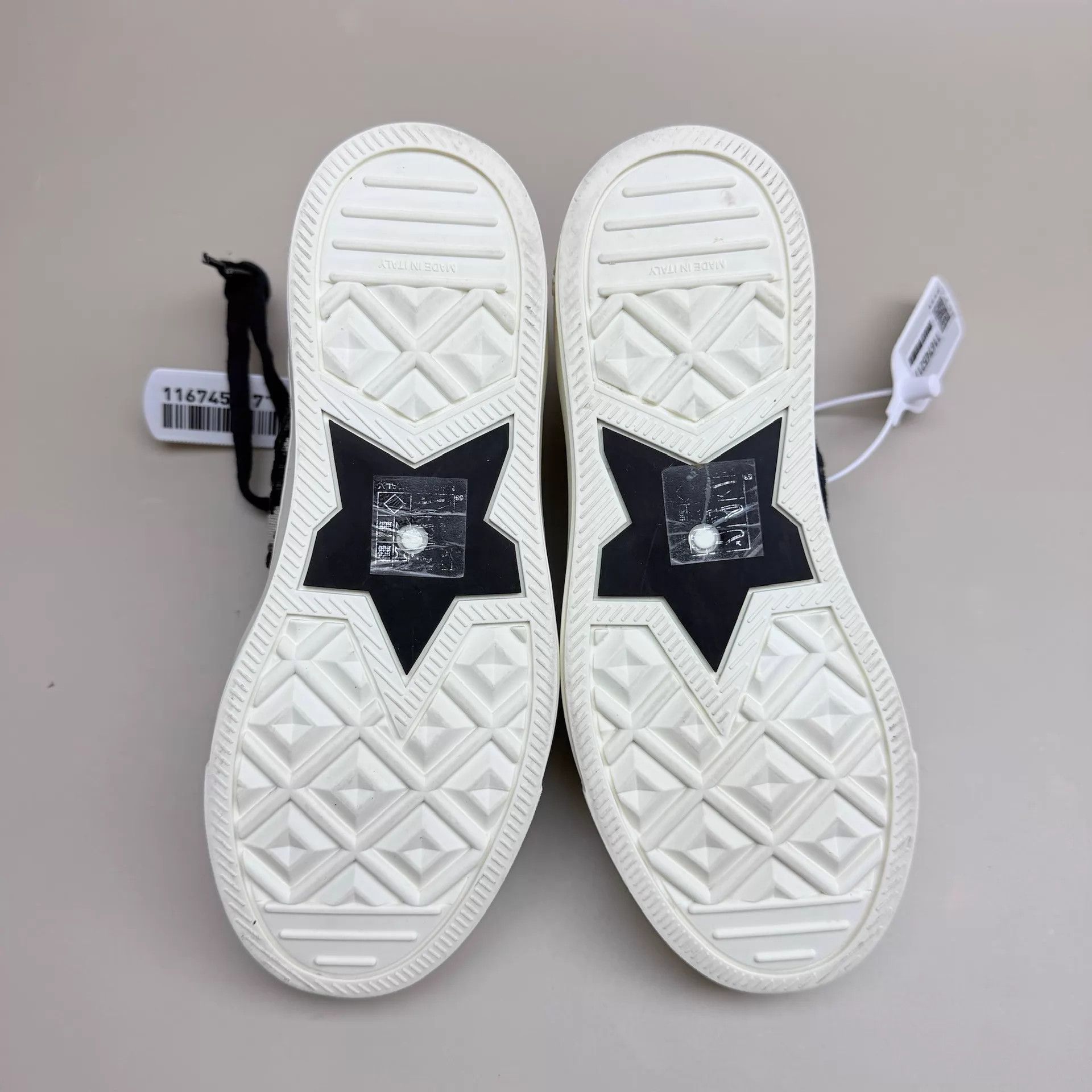 Dior Dior DR Embroidered Allover Print Sneaker 35 99 New Size US 4.5 / IT 34.5 - 6 Thumbnail