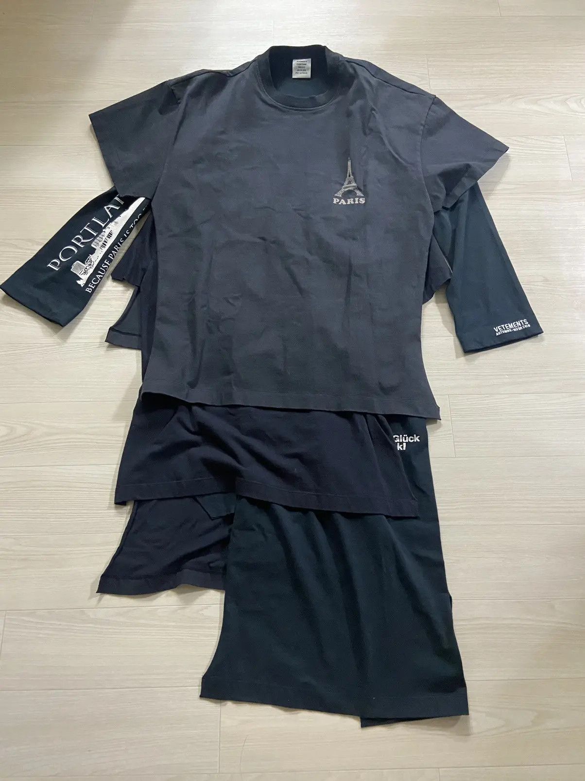 Vetements XS Vetements PARIS Layered oversized long sleeve shirt dress Size US XS / EU 42 / 0 - 2 Thumbnail