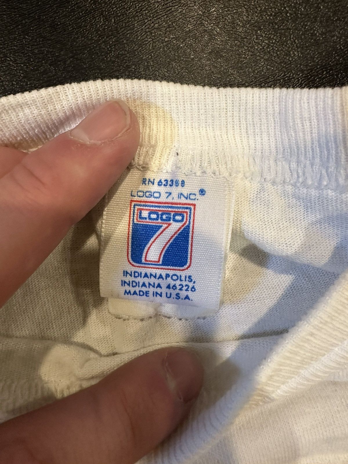 NBA × Vintage Detroit Pistons classic logo t shirt Size US L / EU 52-54 / 3 - 3 Thumbnail