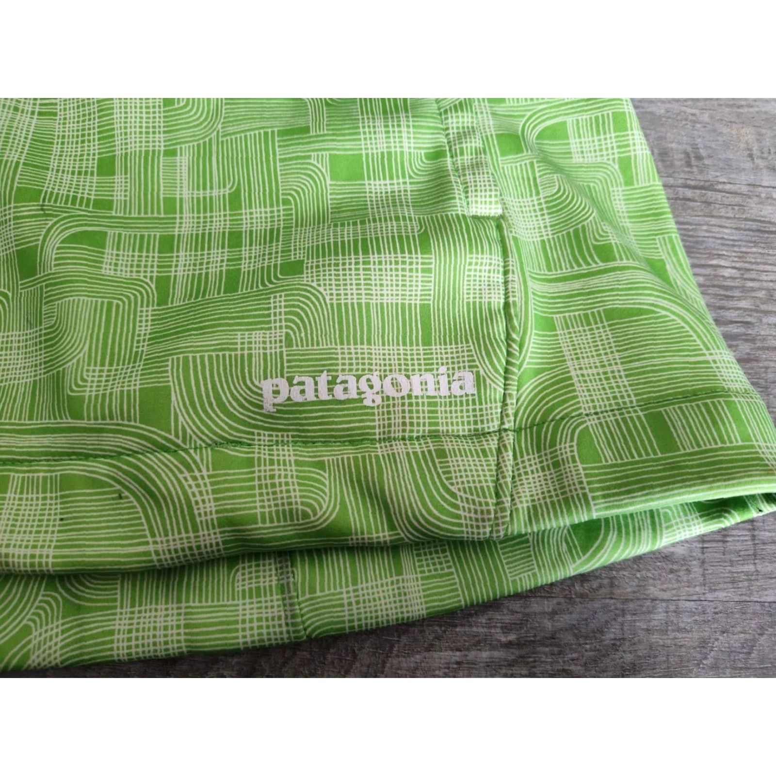 Patagonia Patagonia Slopestyle Hoodie Jacket Worn Wear 29843 Green Women's Size L Size L / US 10 / IT 46 - 3 Thumbnail