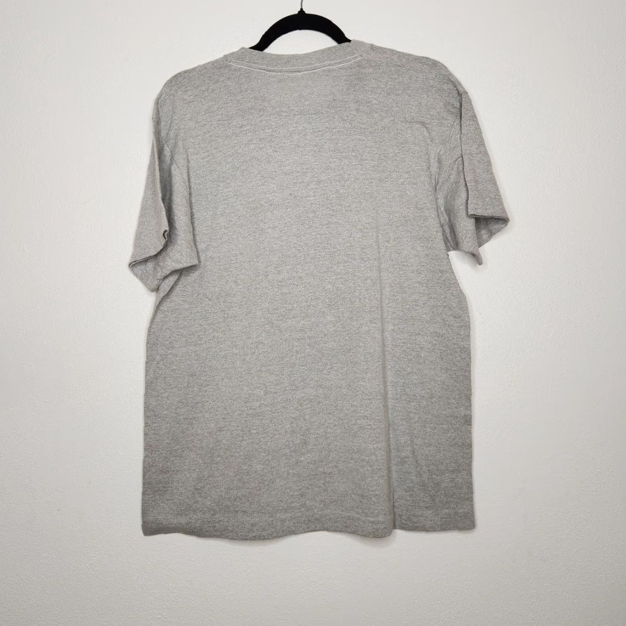 Vintage VINTAGE Janesville GM General Motor Car Single Stitch Shirt Auto Wisconsin Chevy Men’s or Unisex M Gray Shirt 90s Vintage Car Theme Size US M / EU 48-50 / 2 - 5 Thumbnail