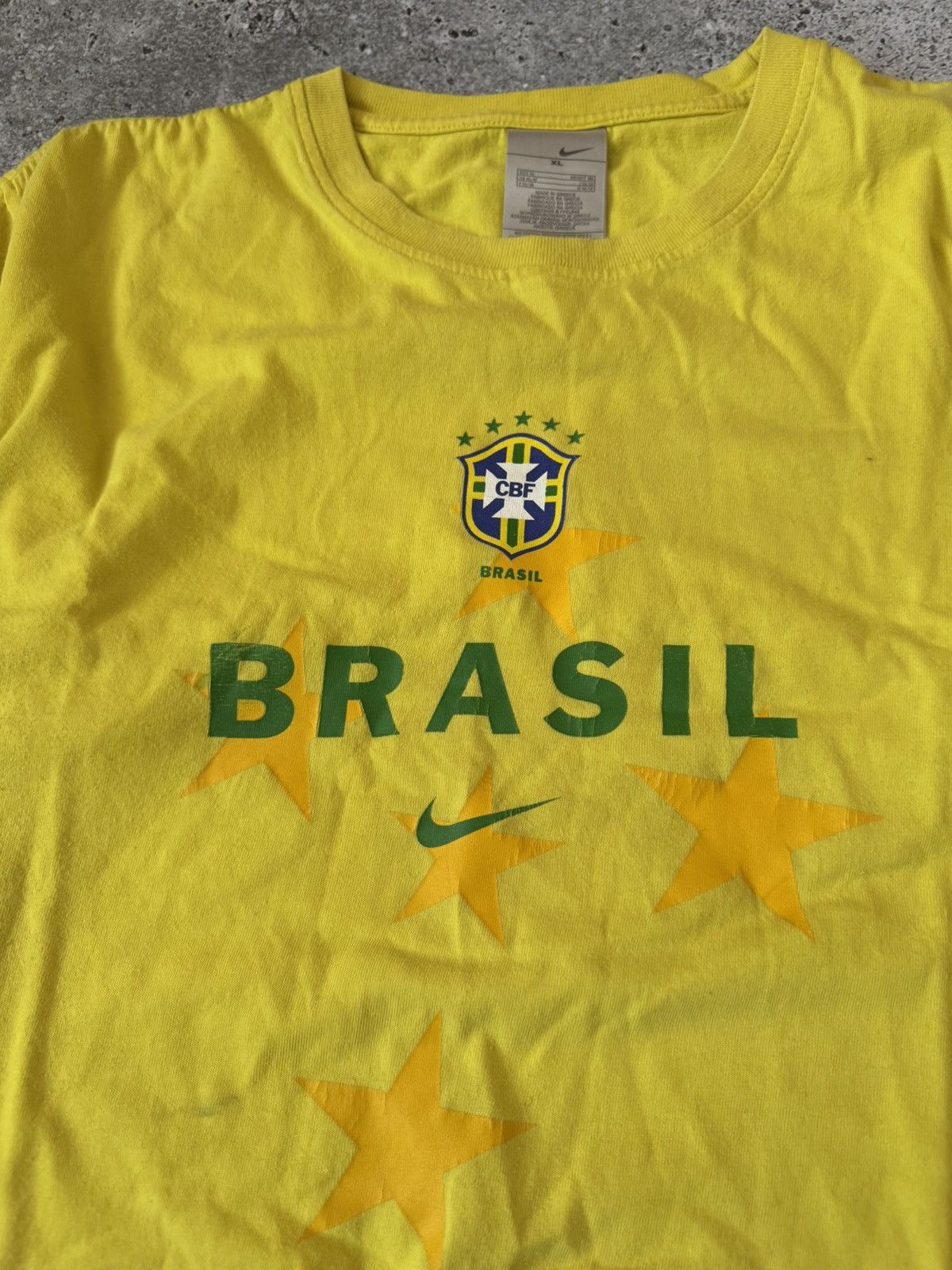 Nike Nike Brazil T-shirt Jersey Soccer Size US XL / EU 56 / 4 - 4 Thumbnail