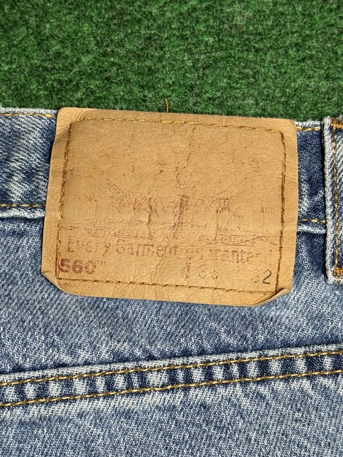 Levi's Vintage Clothing Vintage Levi’s 560 Loose Baggy Hip Hop Grunge Skater Jeans Size US 36 / EU 52 - 3 Thumbnail