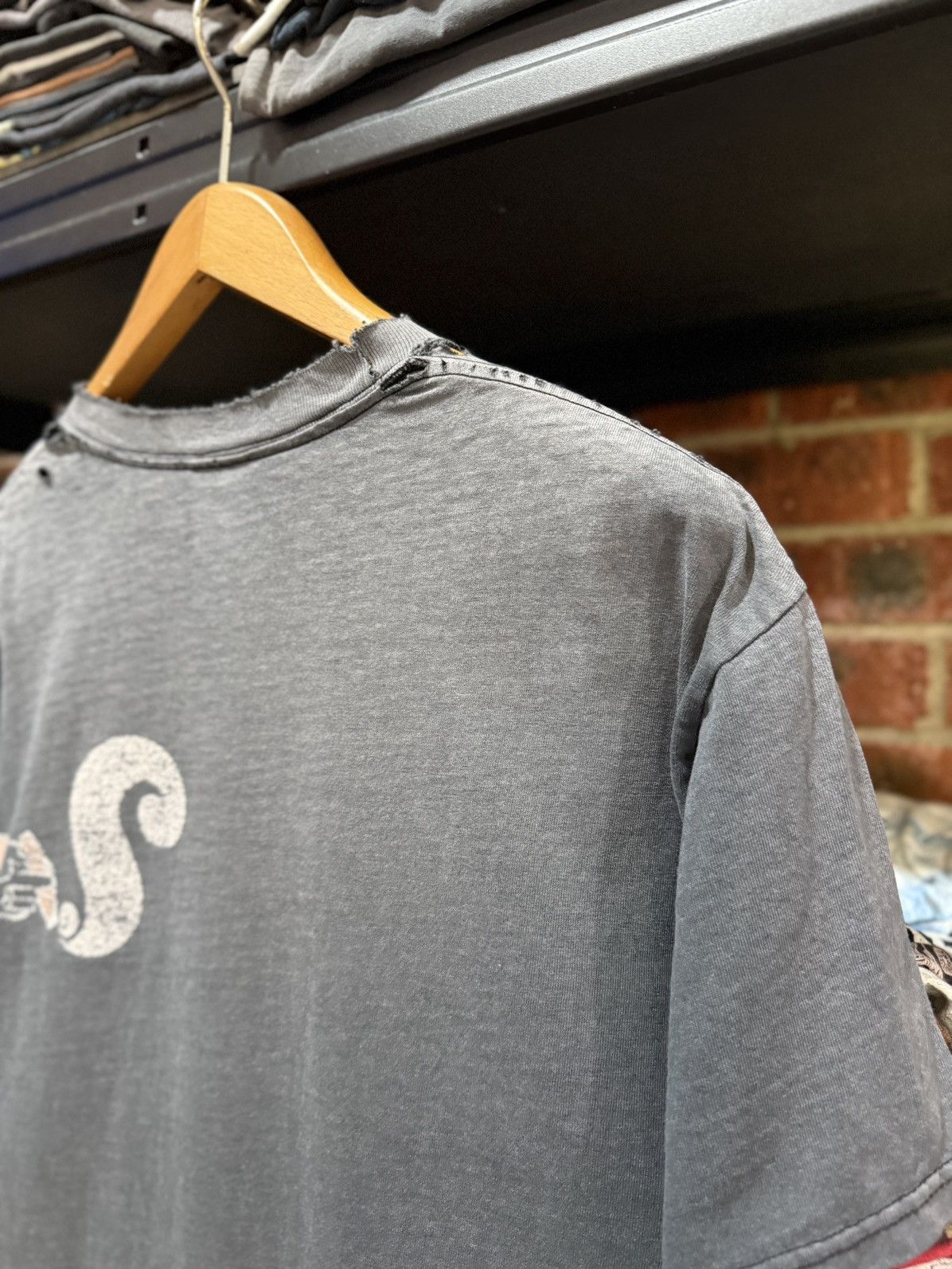 Stussy Thrashed Vintage Stussy Skateboard Sun Faded Tee Size US L / EU 52-54 / 3 - 15 Thumbnail