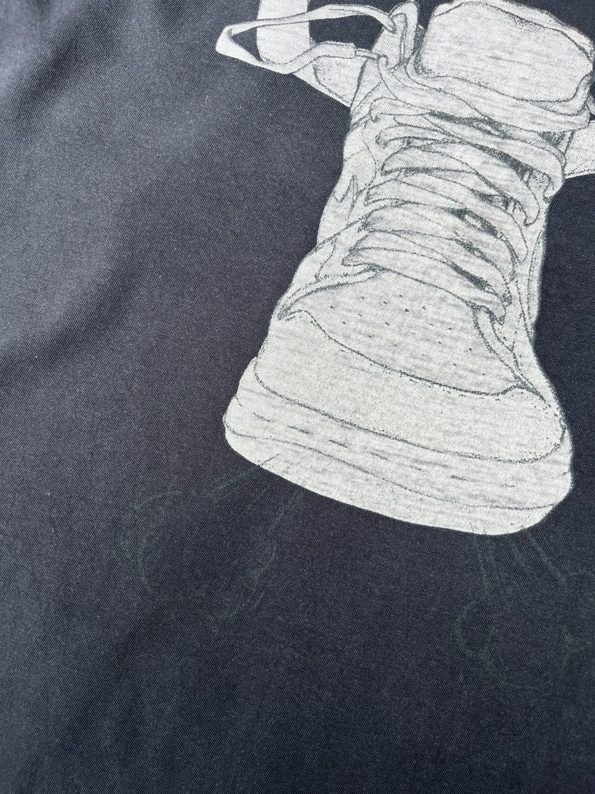 Jordan Brand × Nike × Vintage Vintage Nike Michael Jordan faded t-shirt y2k shoe air high Size US L / EU 52-54 / 3 - 8 Thumbnail