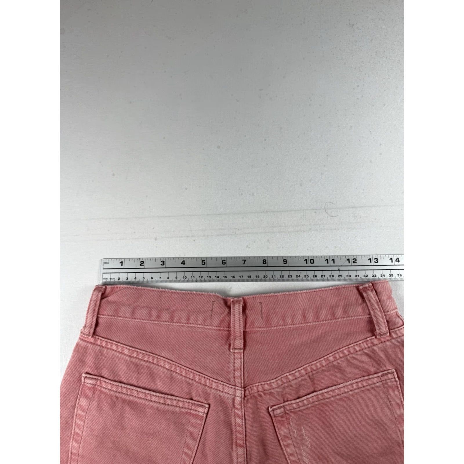 Free People NWT Free People We the Free Sofia Distressed Cutoff Button Fly Shorts Size 26 Pink Women Boyfriend Regular 26 NWT Size 26" / US 2 / IT 38 - 5 Thumbnail