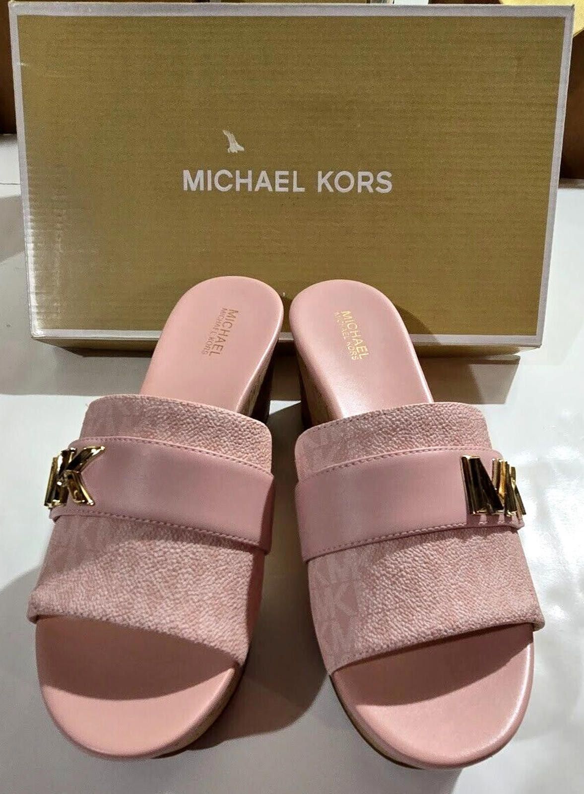 Michael Kors Womens Michael Kors Jilly Platform Slide Smokey 9 M NIB Size US 9 / IT 39 - 8 Thumbnail